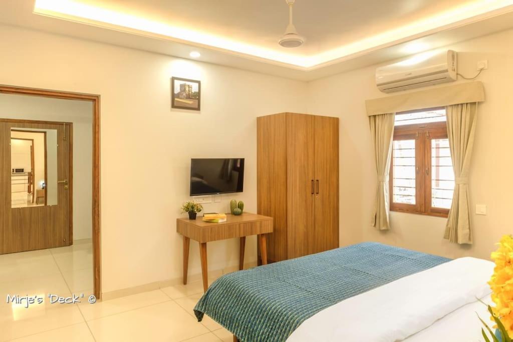 Mirje'S Deck - Homestay - Family Rooms Kolhapur Exteriör bild